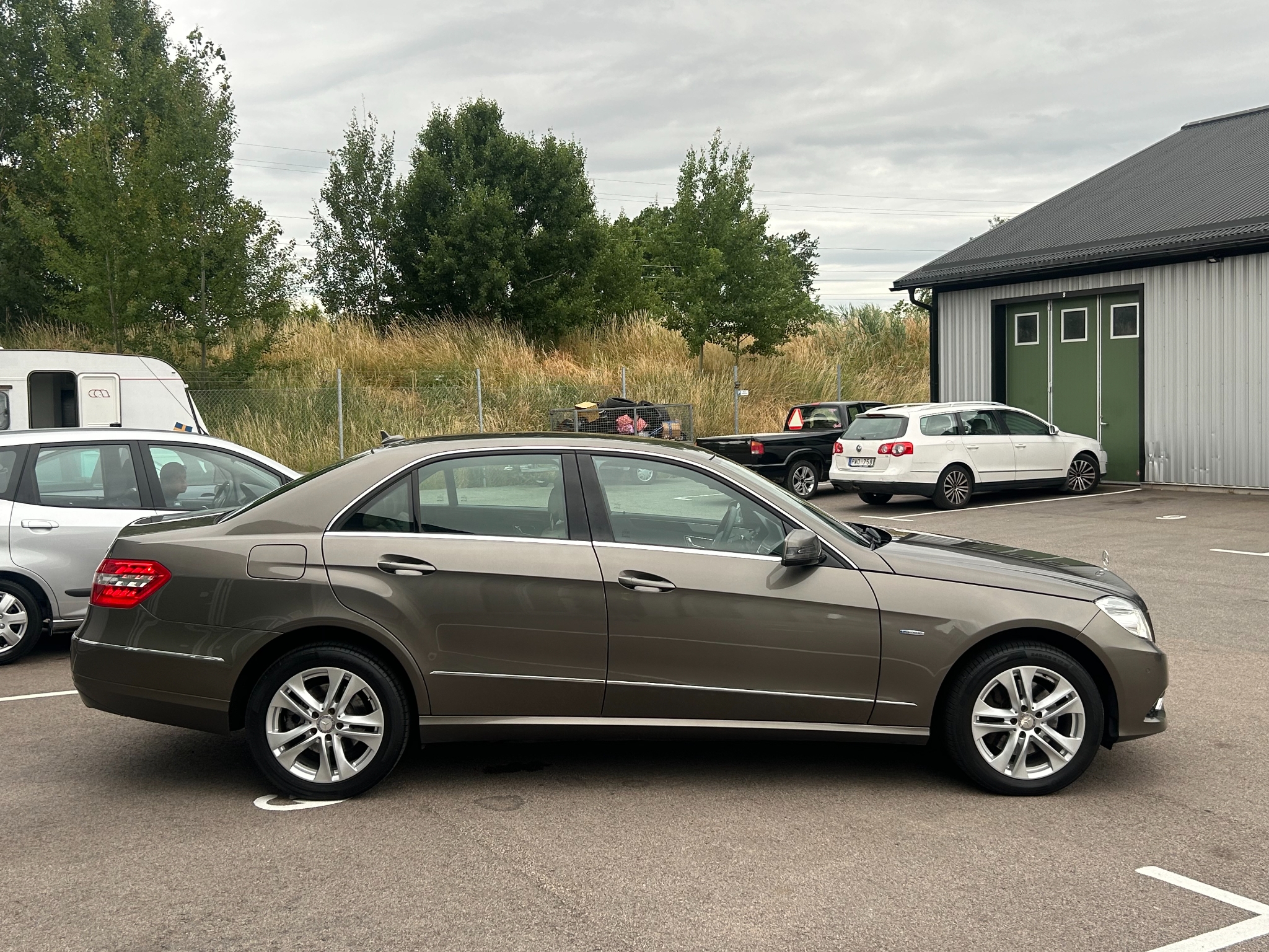 Mercedes-Benz E 2010, bild 4/46