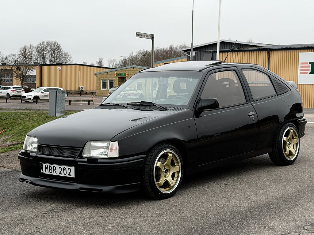 Opel Kadett GSI 2.0 16v 150hk