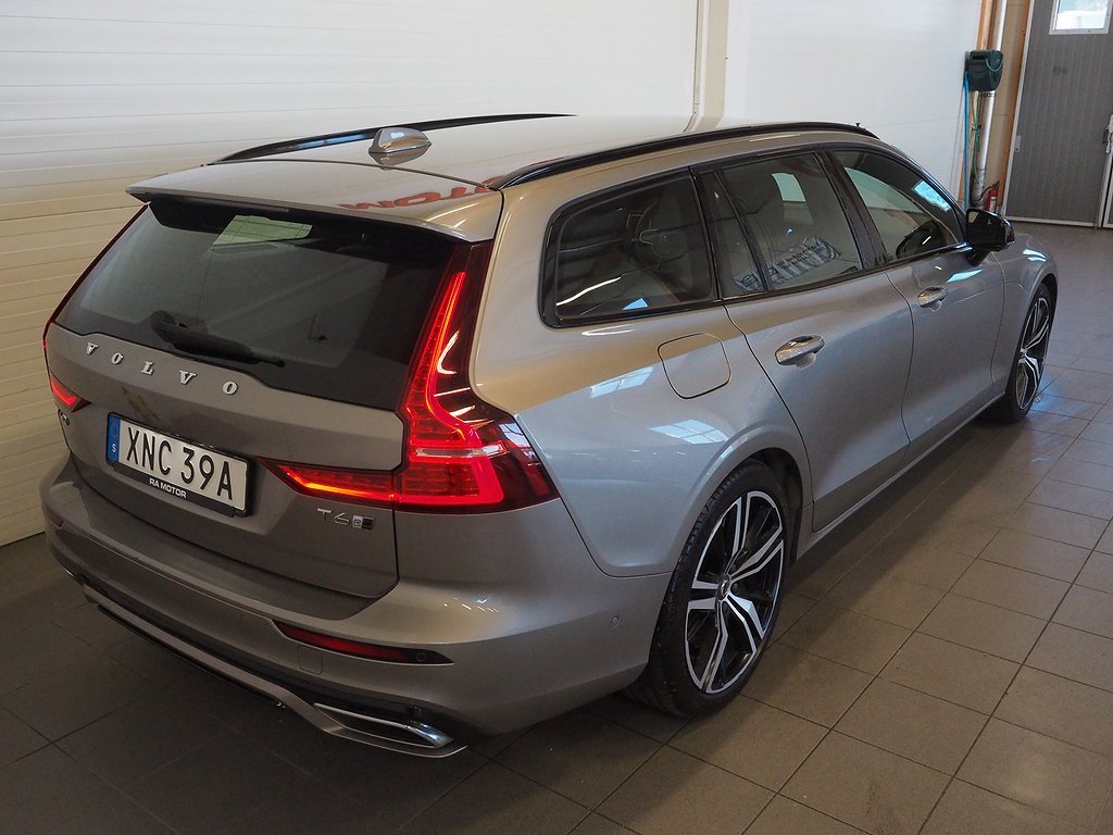 Volvo V60 T6 AWD Geartronic R-Design | 360° | H/K | Navi 2020