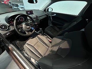 Audi A1 1.6 TDI Proline MoK/SoV/Kamrem Bytt/AC