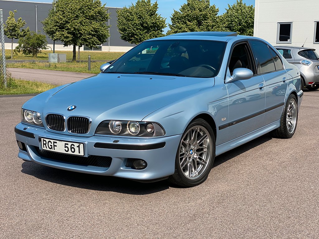 Bmw M5 8460 Mil Svensksald 2 Brukare Unik Rgf561 Bytbil Com