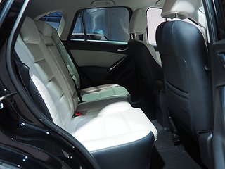 SUV Mazda CX-5 9 av 21