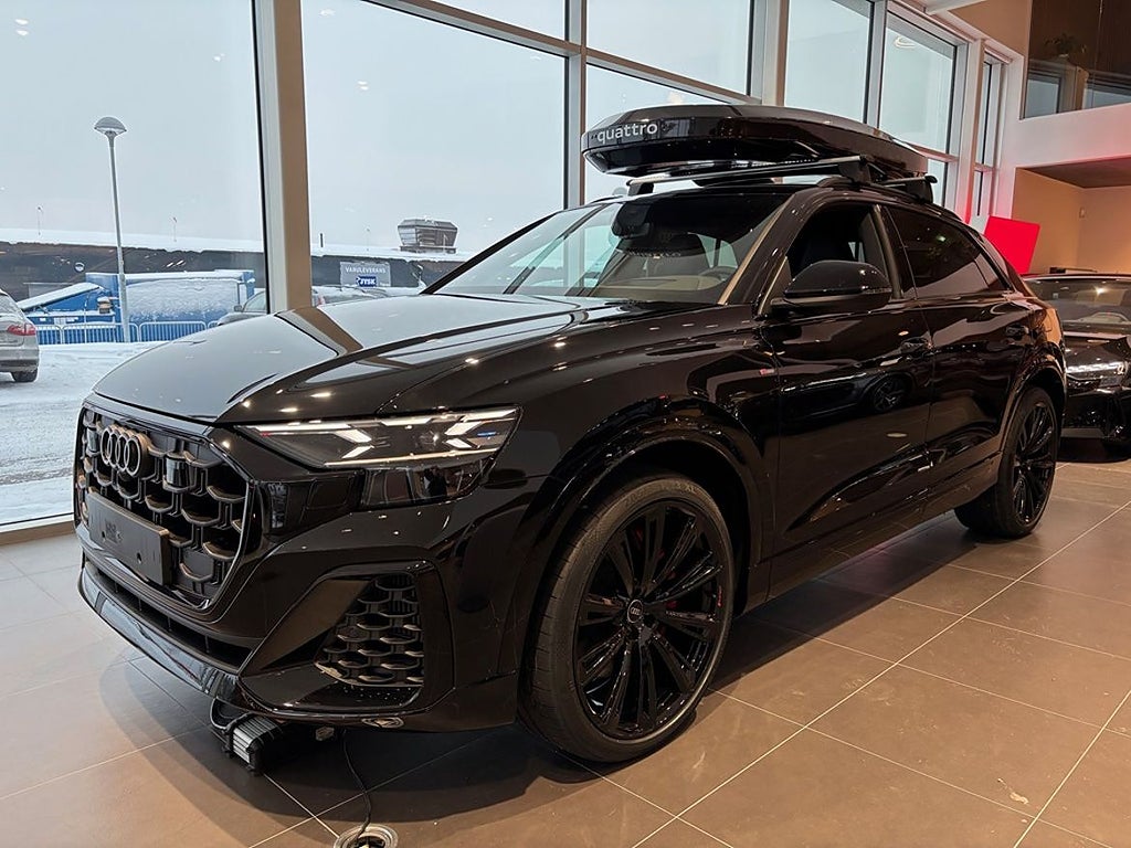 Audi Q8 60 TFSI e quattro SUV 60 TFSI E 490 HK QUATTRO TIPTRONIC (HUD, S