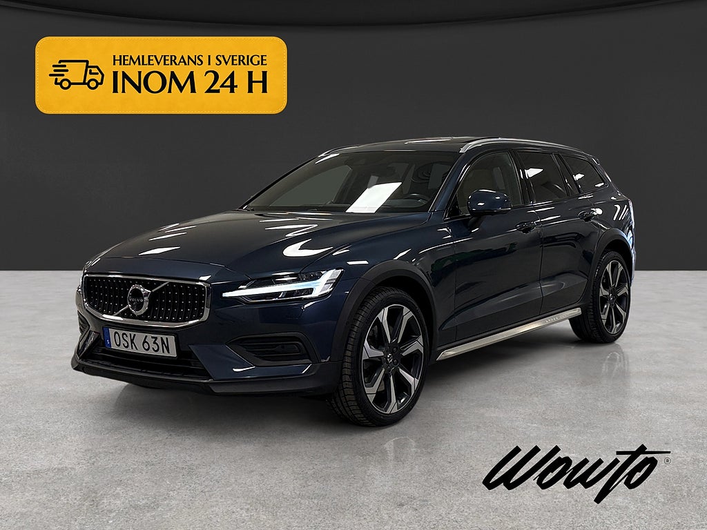 Volvo V60 Cross Country B5 AWD 250HK Advanced /B&W/Massage/HuD/Se Spec