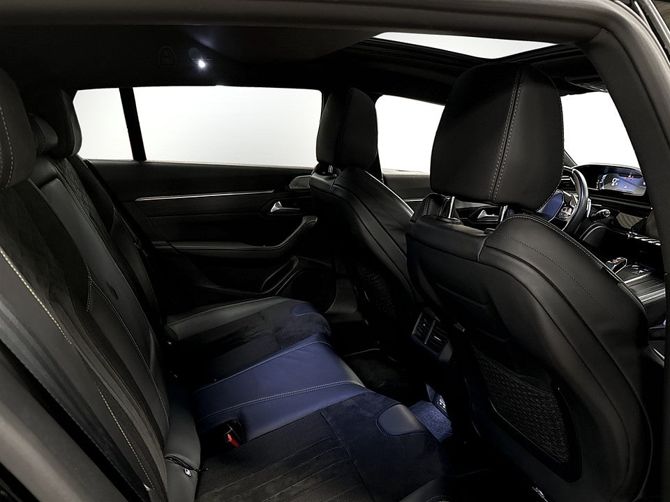 Bild på Peugeot 508 SW PSE Hybrid4 360hk Aut AWD 360° MASSAGE PANO HIFI