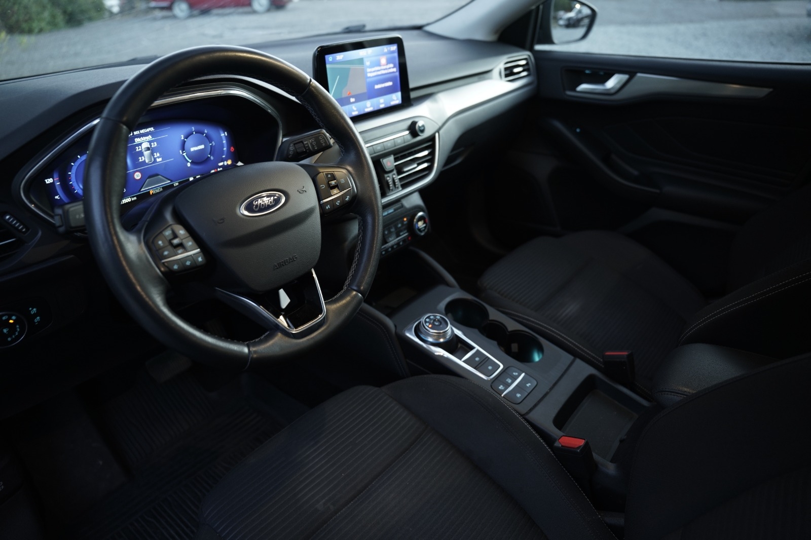 Ford Focus 2021, bild 7/10