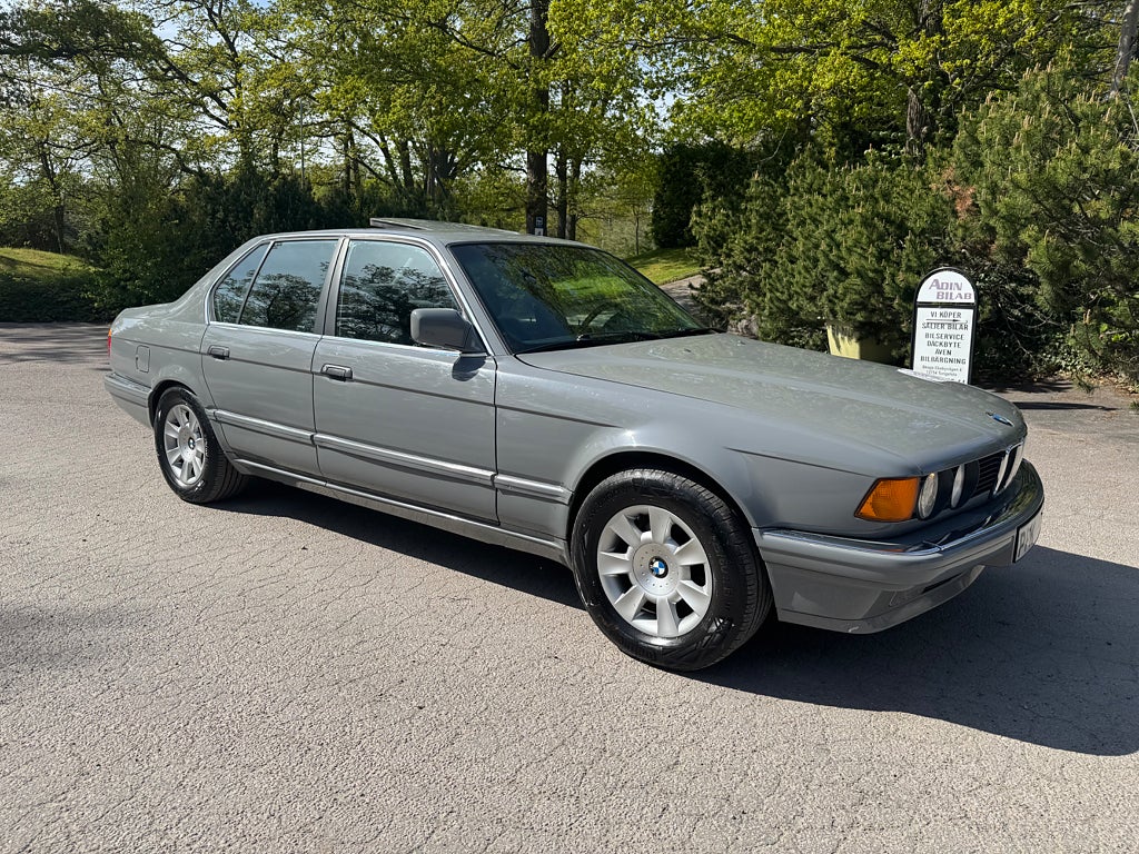 BMW 735 i Skattefri 16350mil Nyservad 