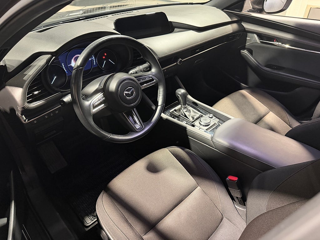 Mazda 3 2.0 M Hybrid 122hk Tech |Bose|HUD|Kamera| 2019