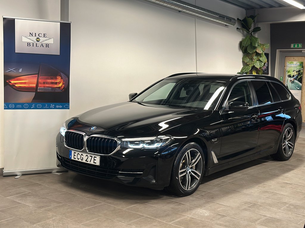 BMW 530e xDrive Touring Drag Värmare Kamera 0:-Kontant