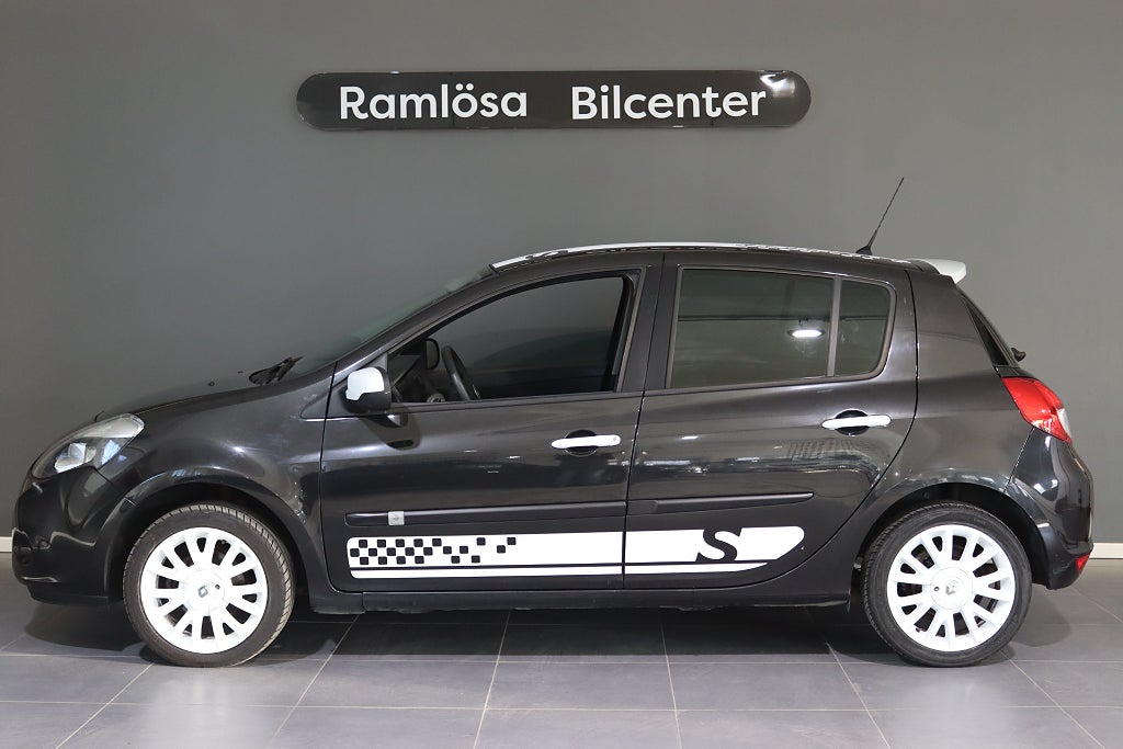 Renault Clio 5 dörrars Halvkombi 1.2 TCe Euro 5/kamrem byt Bes servad