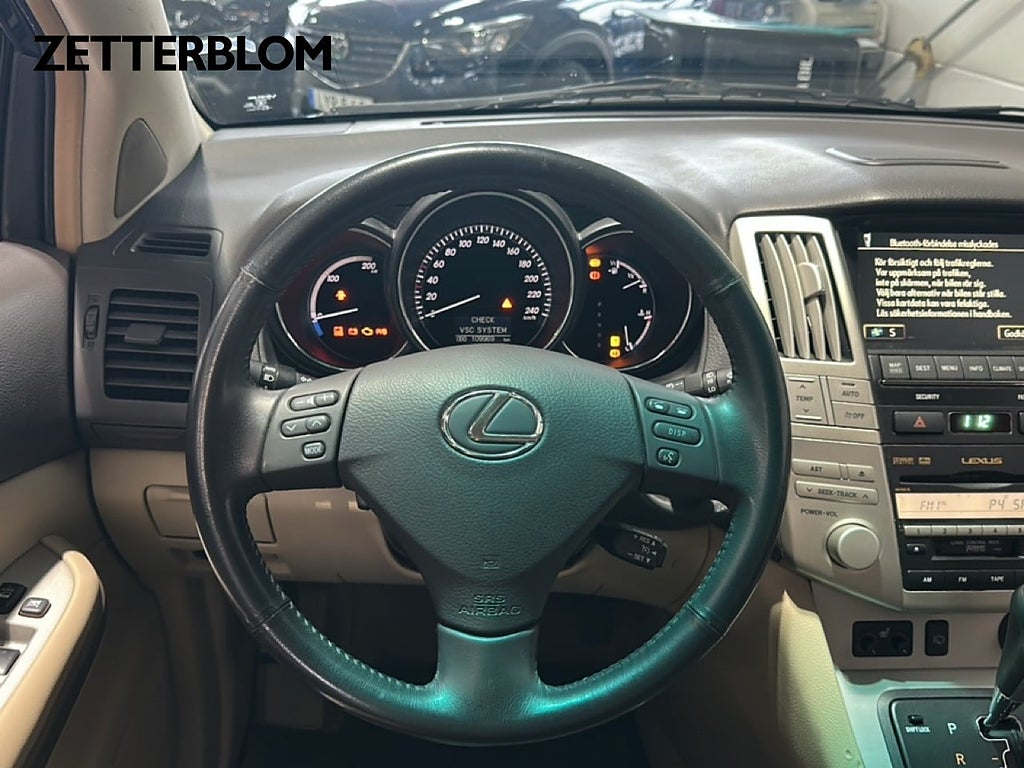 SUV Lexus RX 12 av 19