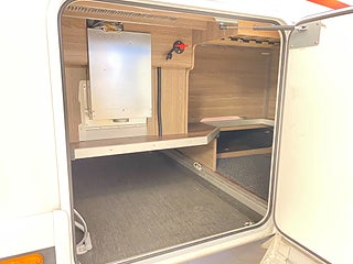 Husbil-integrerad Kabe TM I 810 LT 6 av 24