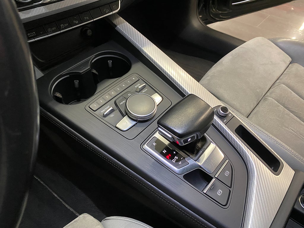 Audi A4 allroad 2017 - miniatyr 23
