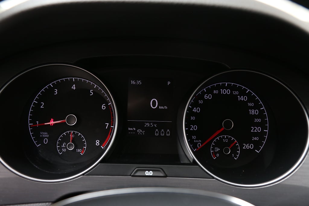 Volkswagen Golf Sportsvan 1,5 TSI 150hk GT DSG P-sensorer Dragkrok 2020