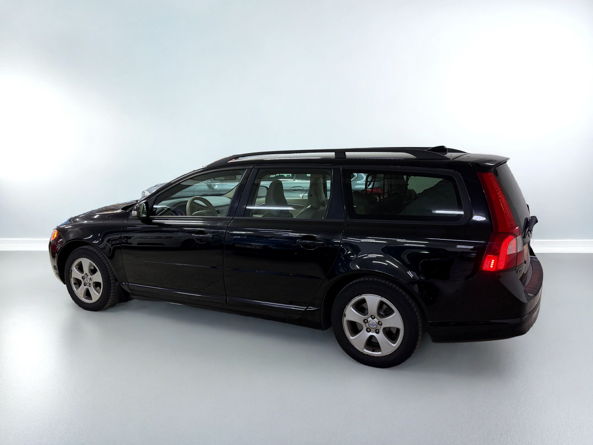 Volvo V70 2.5FT Momentum 200hk 2009, bild 5/41
