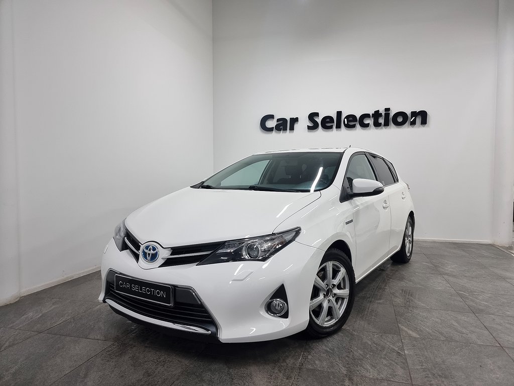 Toyota Auris Hybrid e-CVT Active 