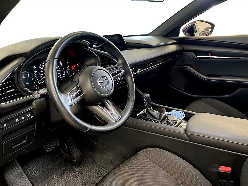 Bild på Mazda 3 2.0 SKYACTIV-G M 150hk Aut B-KAMERA NAVI