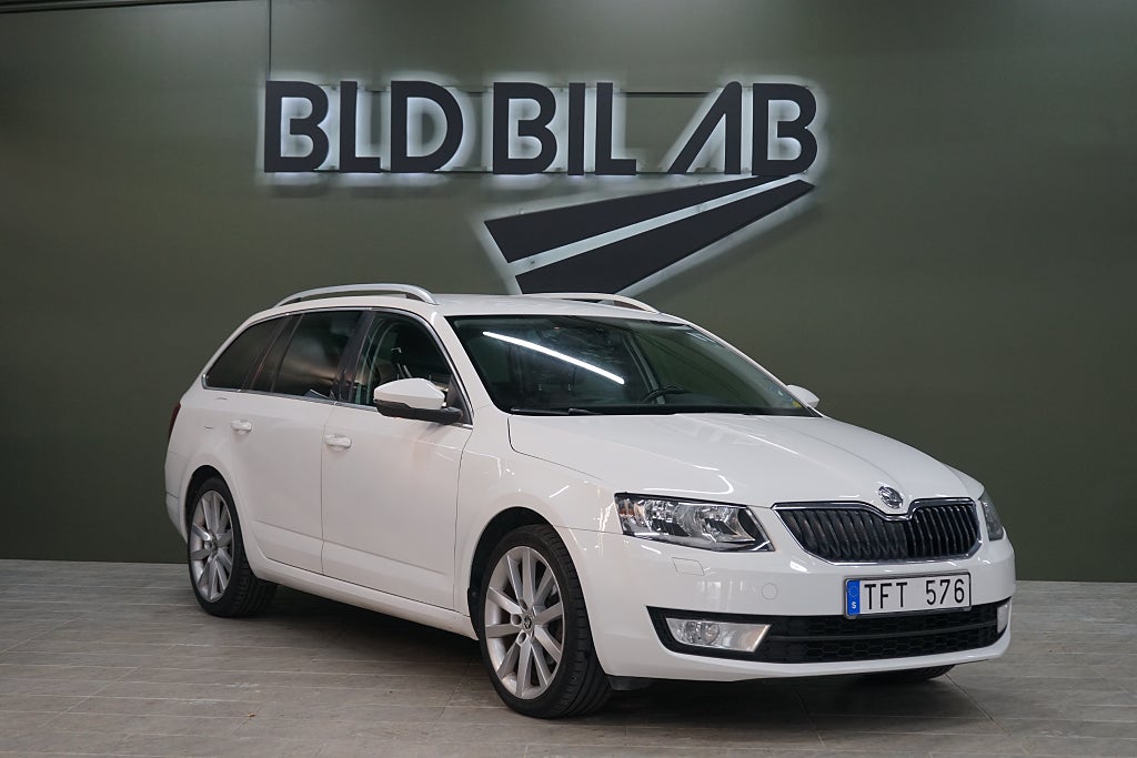 Skoda Octavia Kombi 1.2 TSI Elegance PDC AUX 105HK