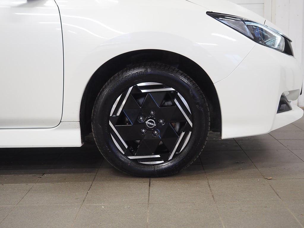 Nissan Leaf 40 kWh 150hk Acenta | Backkamera | Rattvärme | 2022