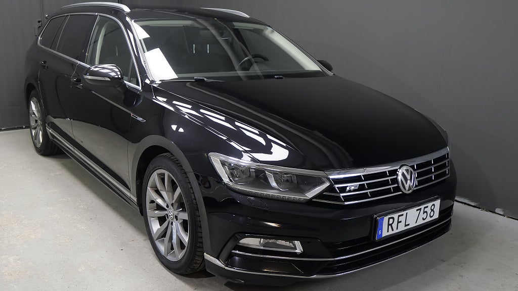 Volkswagen Passat Sportscombi 2.0 TDI R-Line 4Motion 1 Ägare Moms Värmare