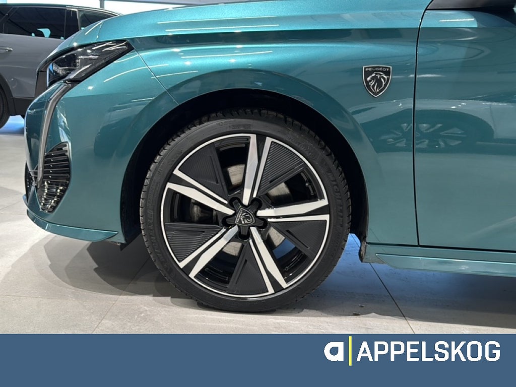 Peugeot 308 SW GT PT 130 AUT |RÄNTA 3,99%|V-HJUL INGÅR| thumbnail