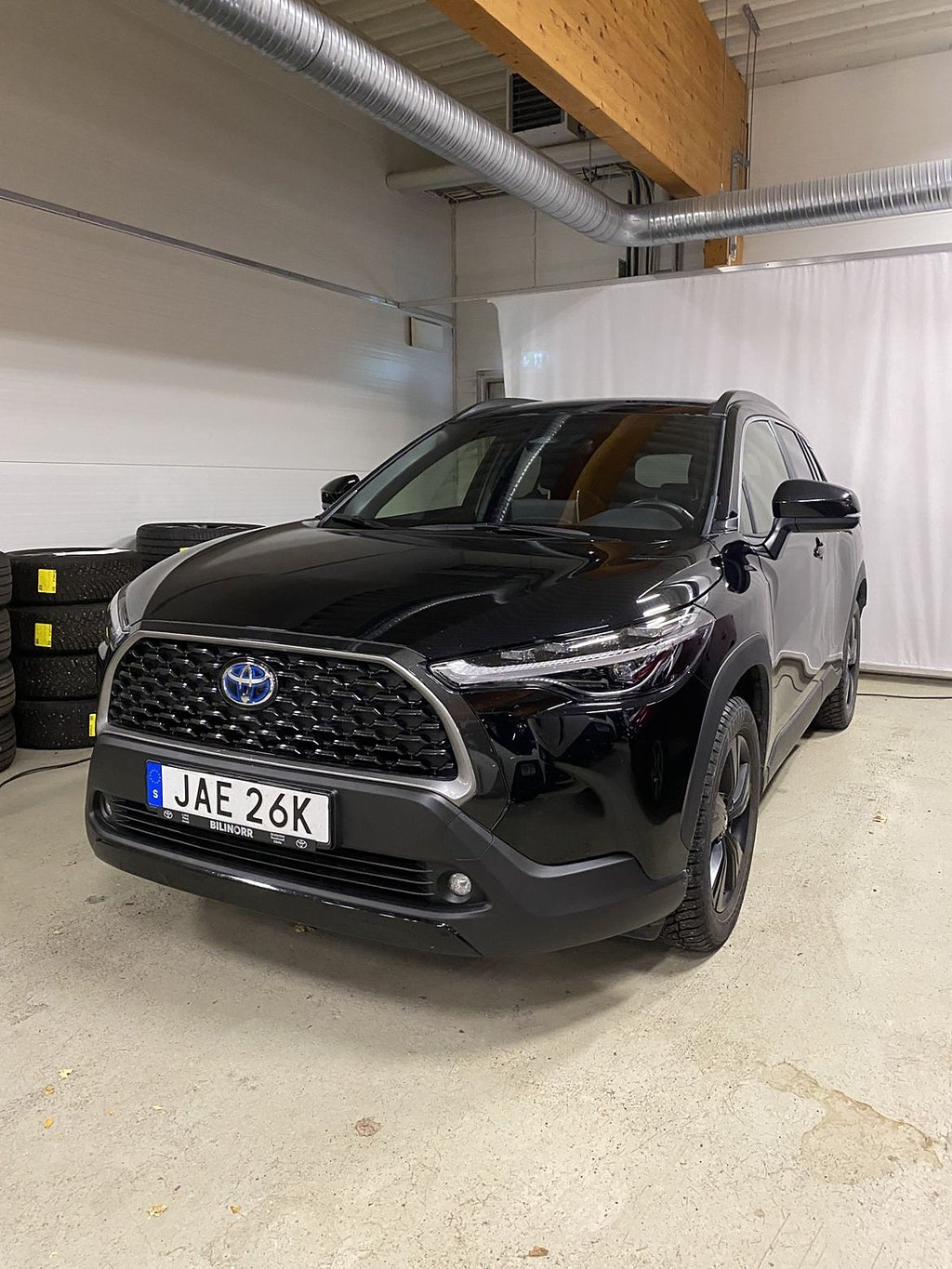 Toyota Corolla Cross Hybrid AWD-i 2,0 Style Dragkrok Vinterhjul