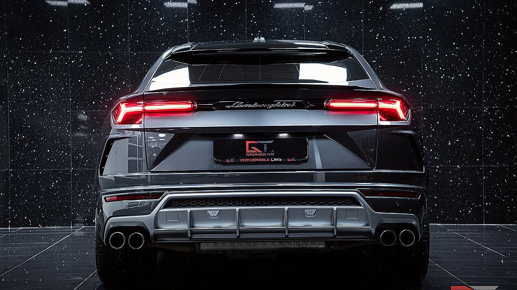 Lamborghini Urus har en V8-motor på 650 hästkrafter. 