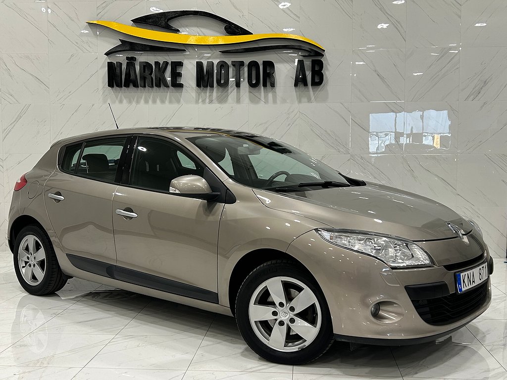 Renault Mégane 1.6 Euro 4 Ny- Servad Lågmilare 1 ägare 