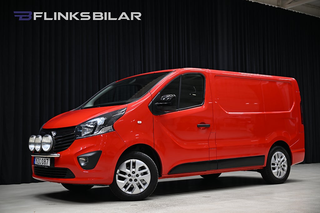 Opel Vivaro CDTi 120HK Drag|Dieselvärmare|GPS|Backkamera|Leasbar