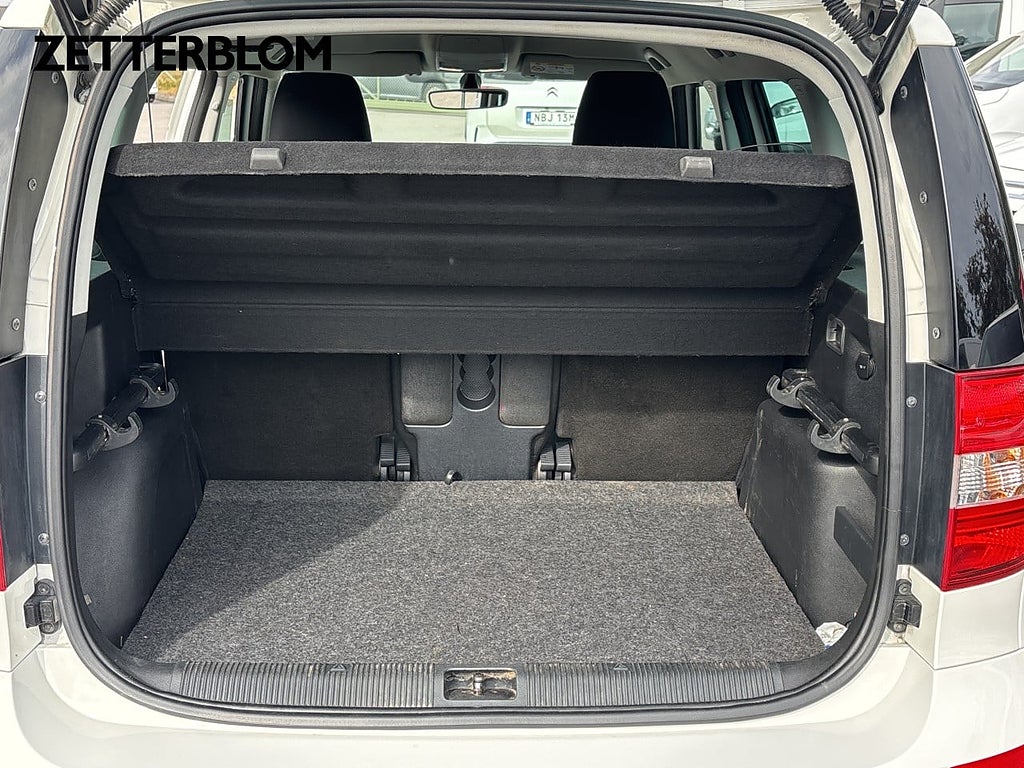 SUV Skoda Yeti 6 av 17