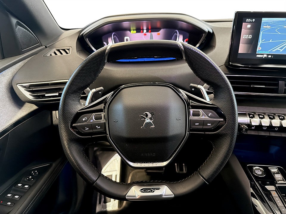 Bild på Peugeot 5008 GT 1.2 PT 130hk Aut 7-SITS B-KAMERA CARPLAY