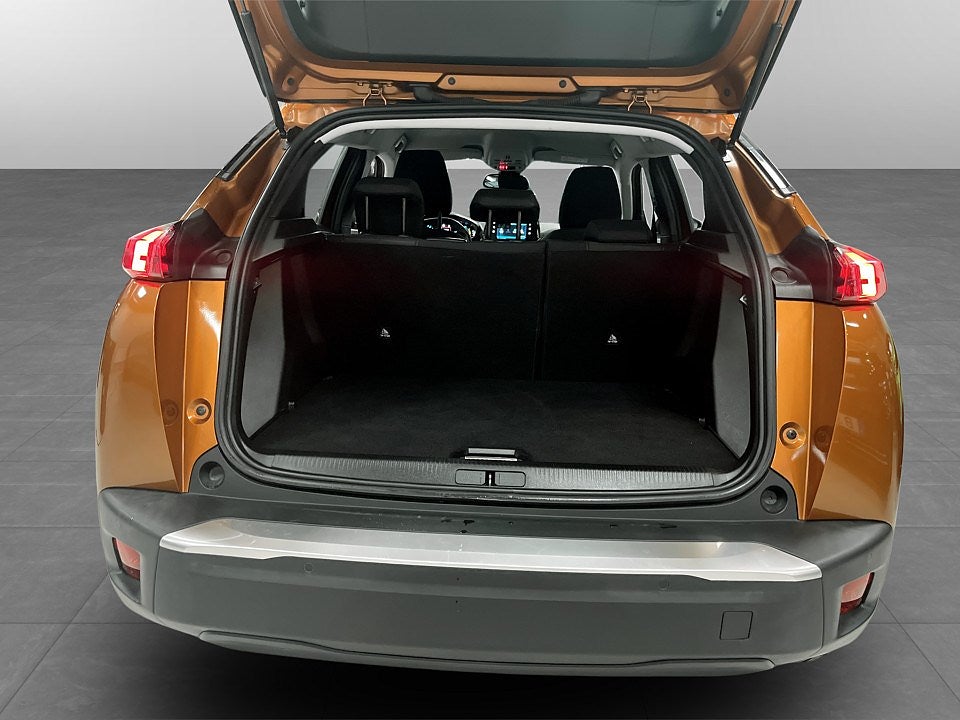 Bild på Peugeot E-2008 Active Pack 50 kWh 136hk Aut - CARPLAY