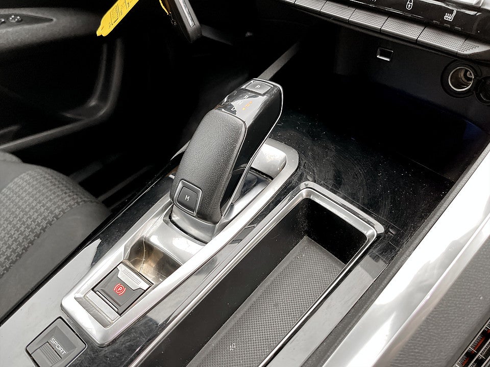 Bild på Peugeot 5008 Active 1.2 PT 130hk Aut VÄRMARE DRAG