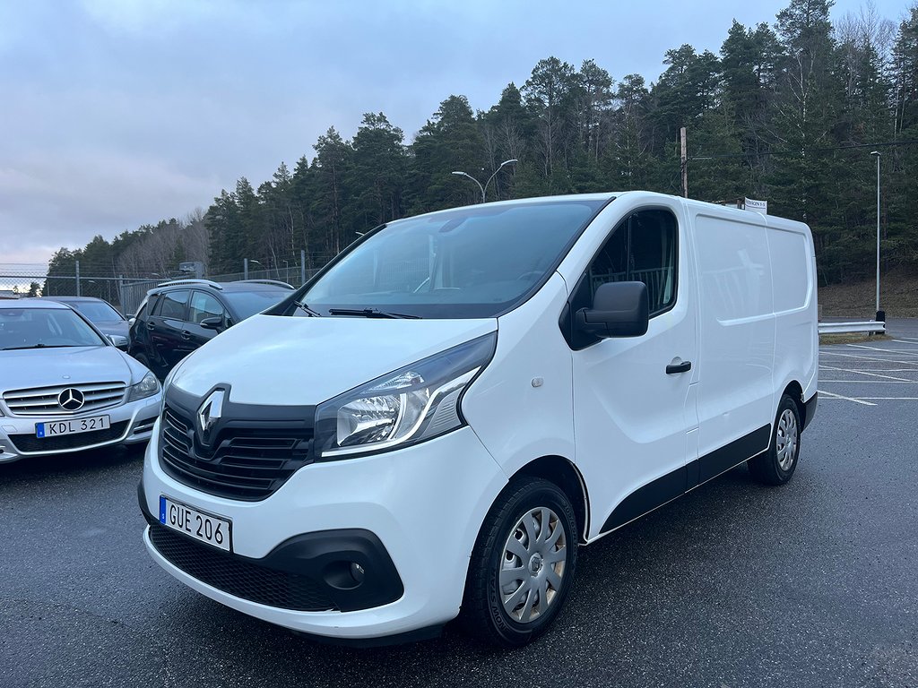 Renault trafic Skåpbil 2.9t 1.6 dCi 125hk Nyservad MOMS EU6