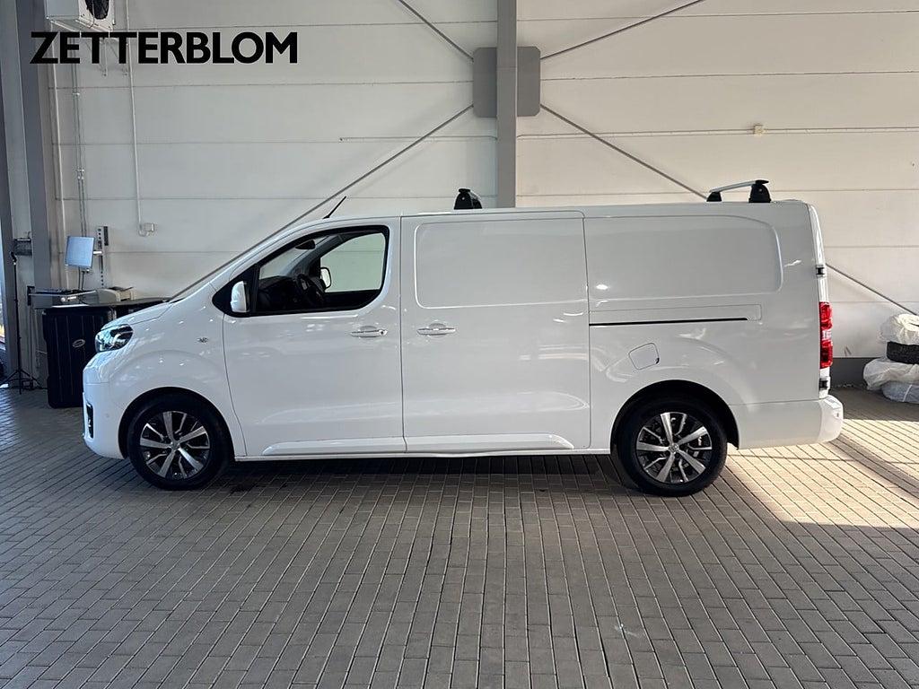 Sedan Toyota Proace 2 av 14