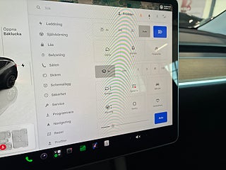 Tesla Model Y Long Range AWD Long Range S&V/Drag/Pano/Värmepump/MOMS – bild 25