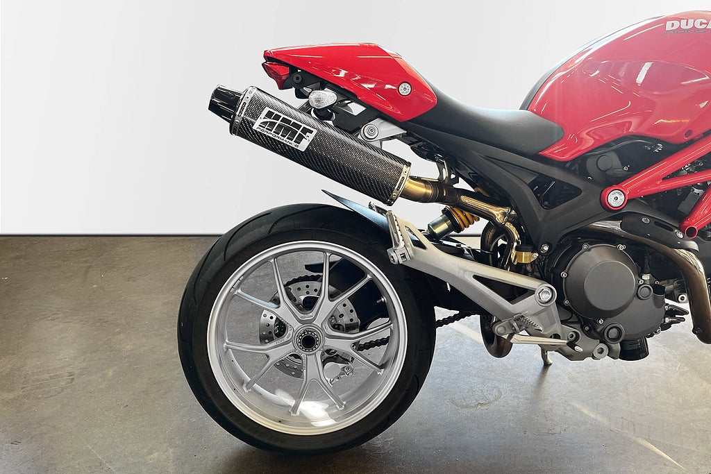 Ducati Monster 2010