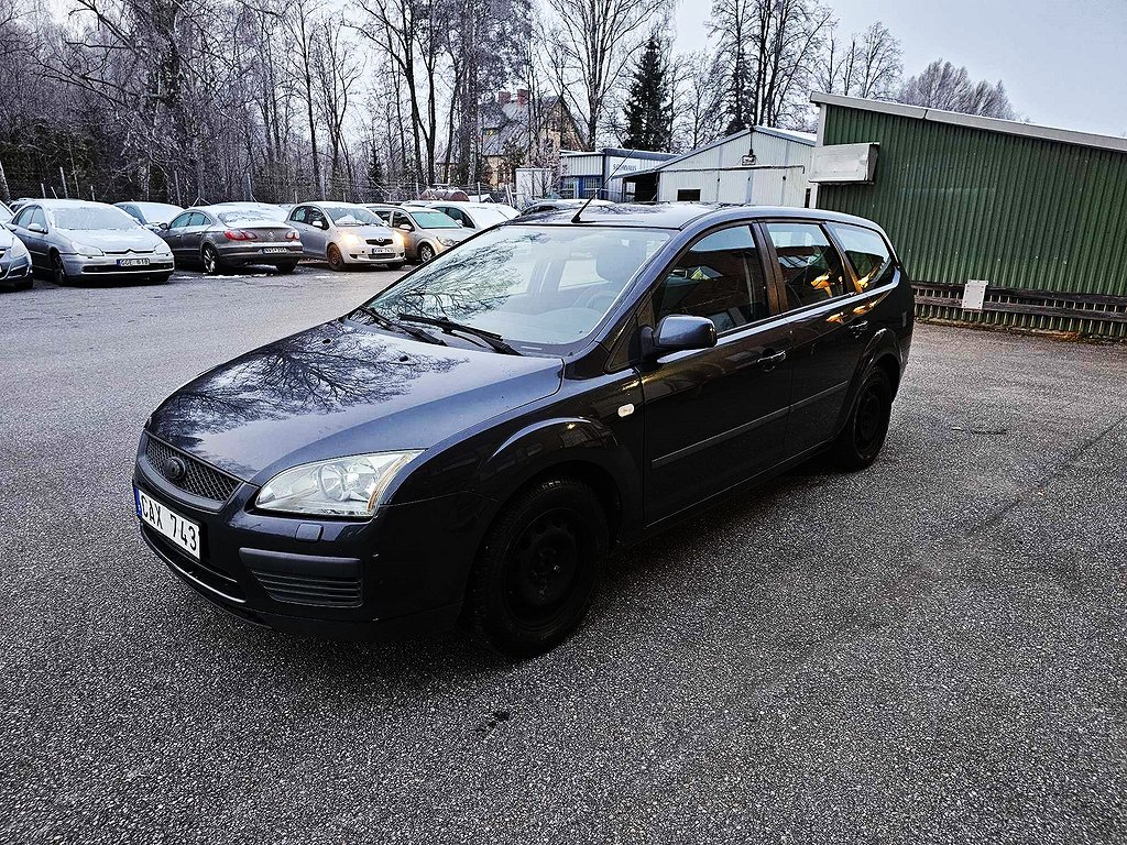 Ford Focus Kombi 1.6 Euro 4 Ny besiktat & Darg 