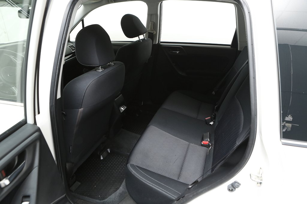 Subaru Forester 2,0i 150hk AWD Aut 1ägare Dragkrok 2016