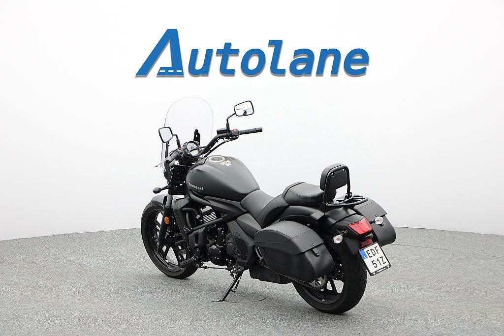 Kawasaki Vulcan 650 S* Sidoväskor Nyservad*