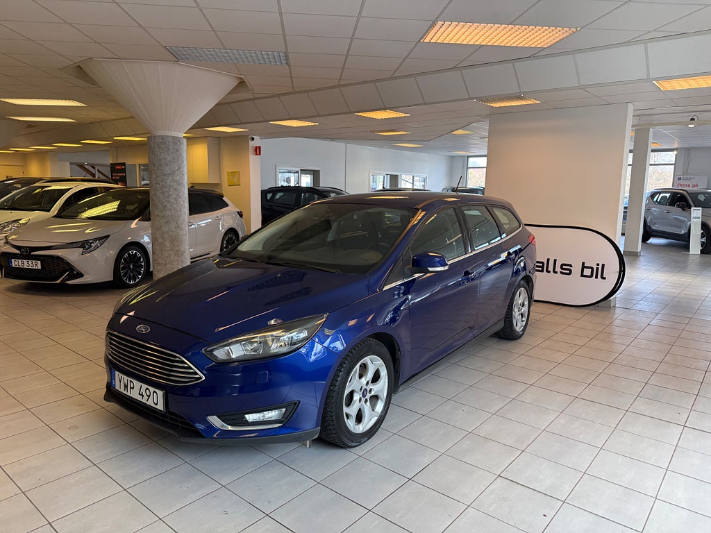 Ford Focus Kombi 1.0 EcoBoost Titanium Euro 6 Drag V-Hjul 