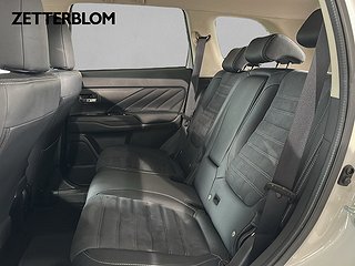 SUV Mitsubishi Outlander 9 av 14