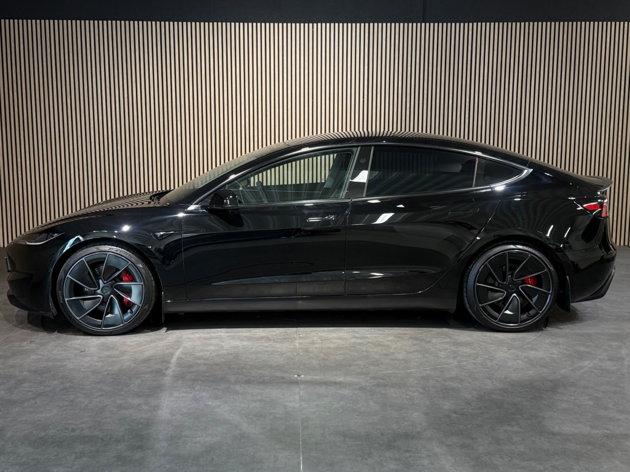 Tesla Model 3 Performance AWD 2024, kuva 7/10