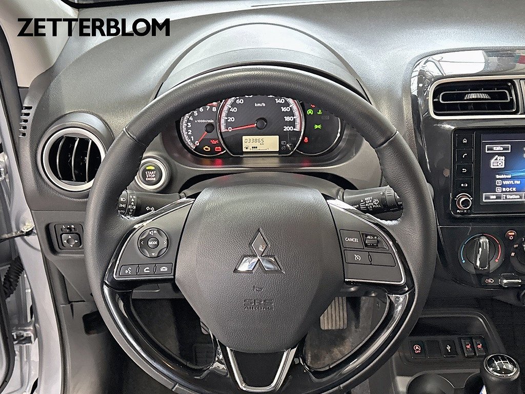 Halvkombi Mitsubishi Space Star 12 av 14