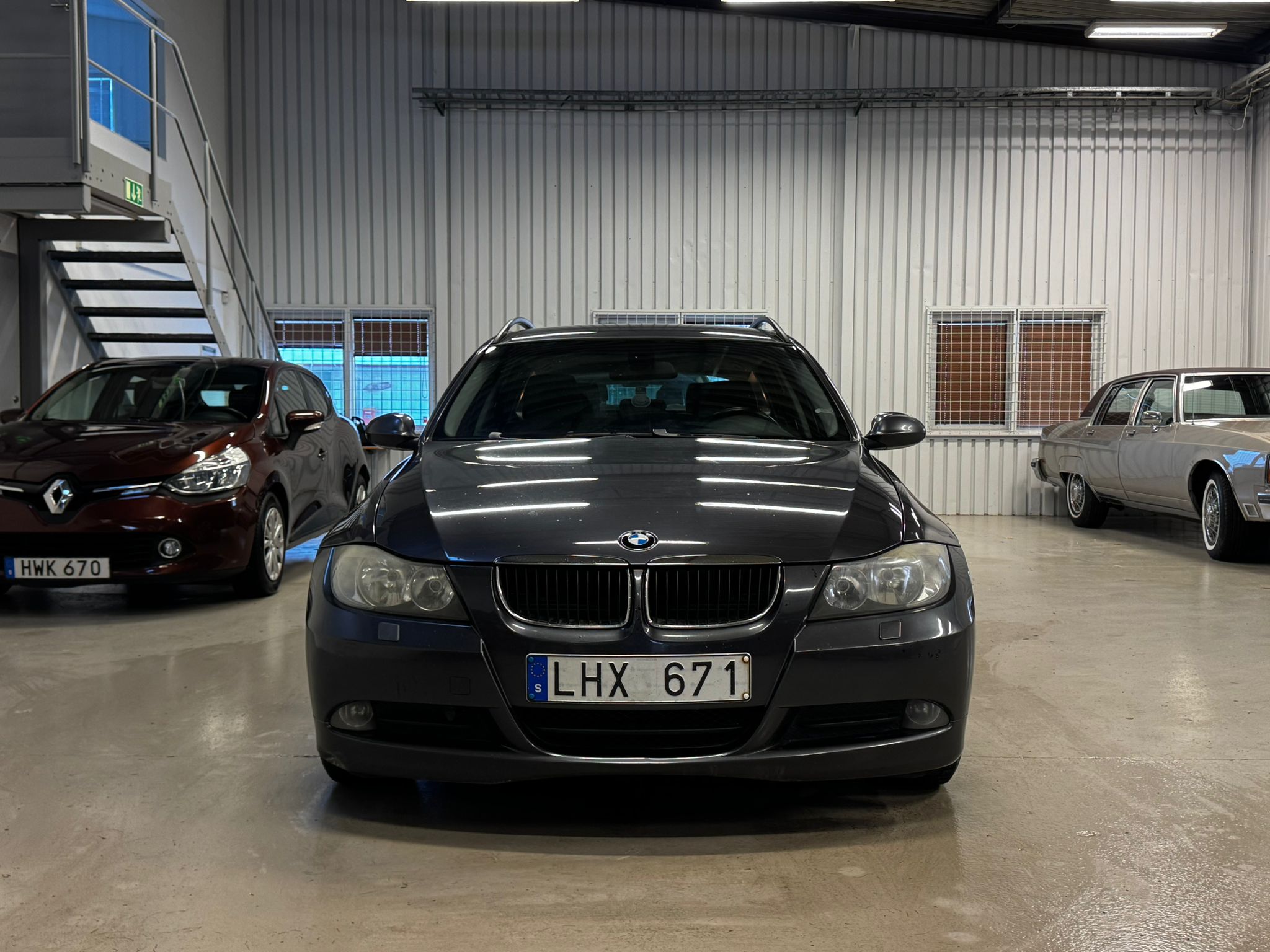 BMW 320 2008, bild 2/52