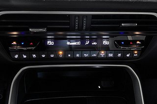 SUV Mazda CX-80 16 av 25