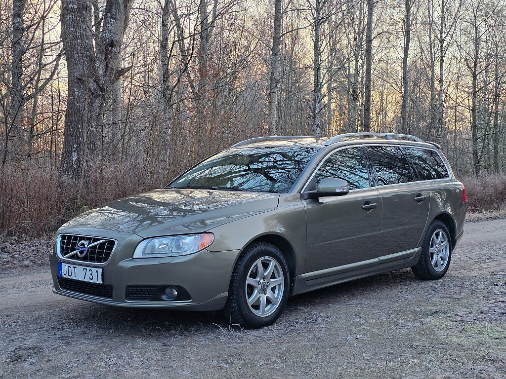 Volvo V70 D3 Summum 2ÄGARE/NY KAMREM/NYBESIKTIGAD