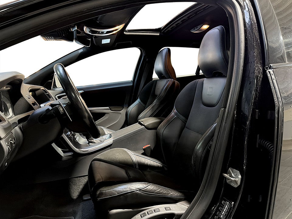 Bild på Volvo V60 Polestar T6 Geartronic 351hk Aut 4WD -B-KAMERA,H/K