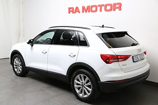 SUV Audi Q3 4 av 28
