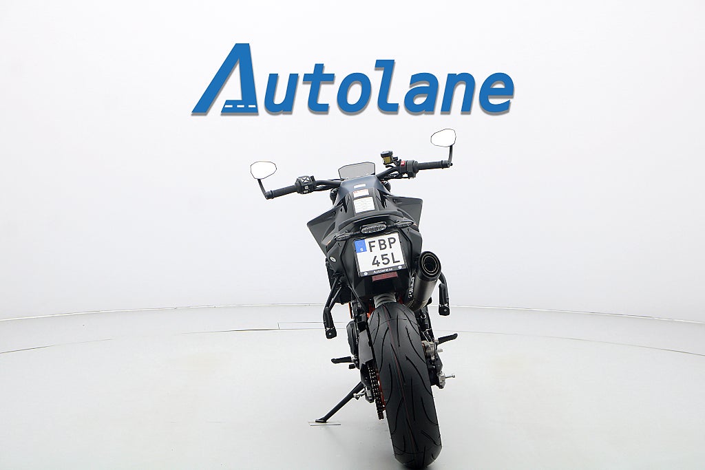 KTM 890 Duke R Sc-Project ** FRI HEMKÖRNING